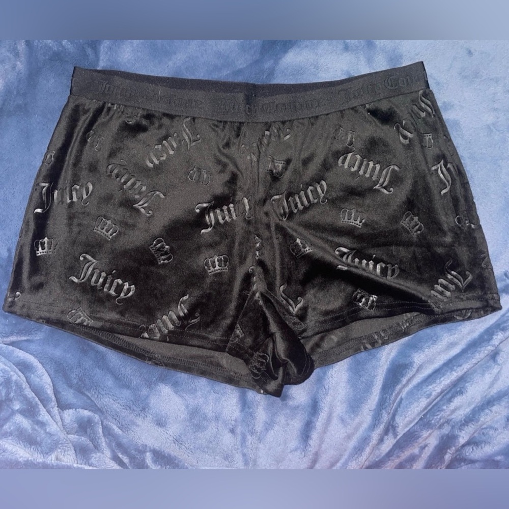Juicy Couture Black velour Women's Shorts